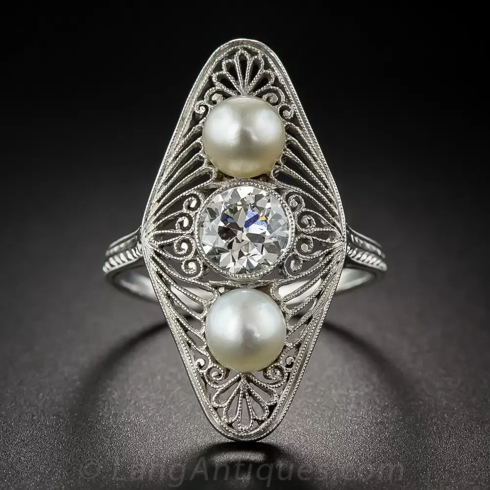Why Edwardian Jewelry Remains So Coveted