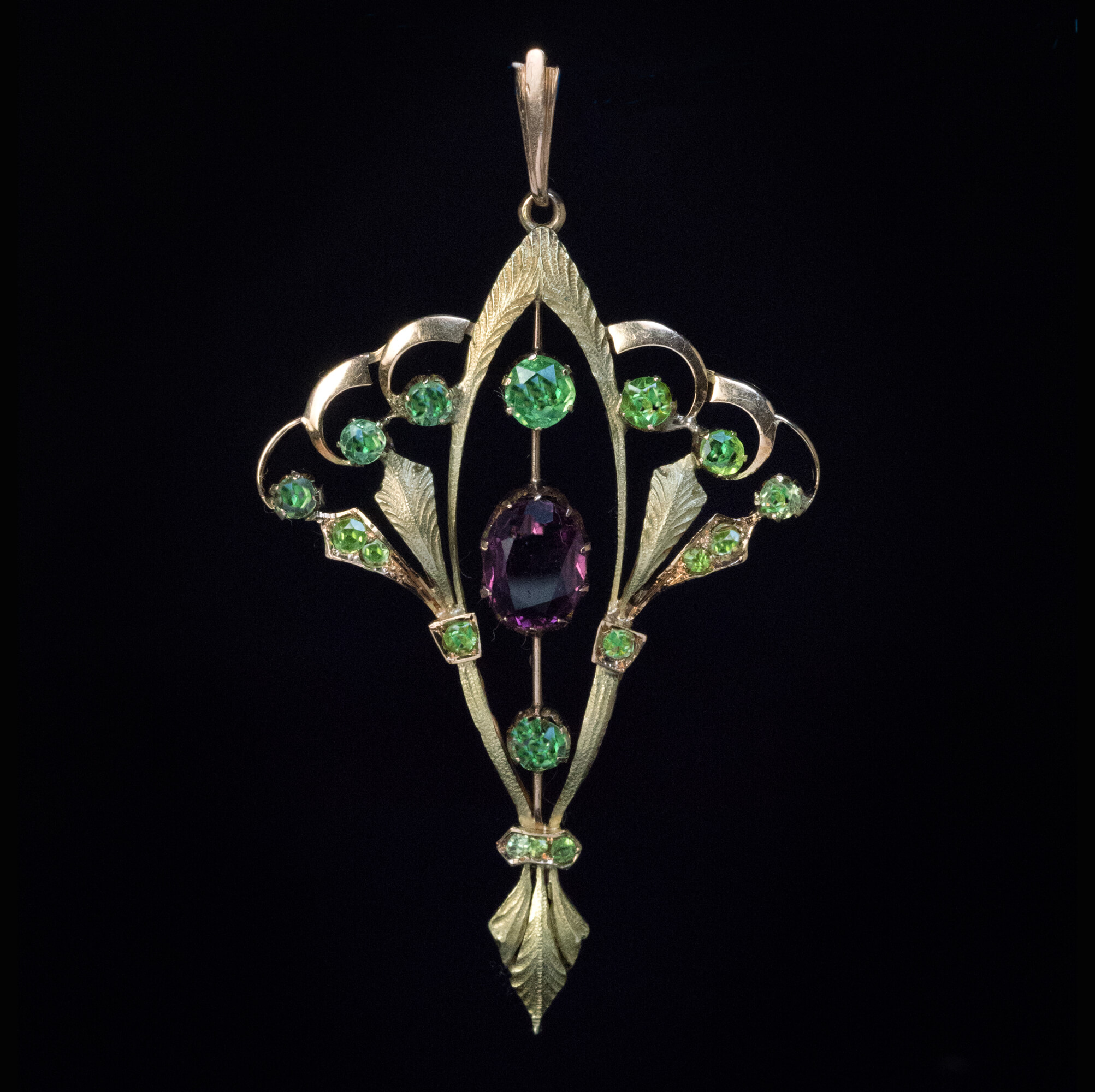 The Lasting Appeal of Art Nouveau Jewelry